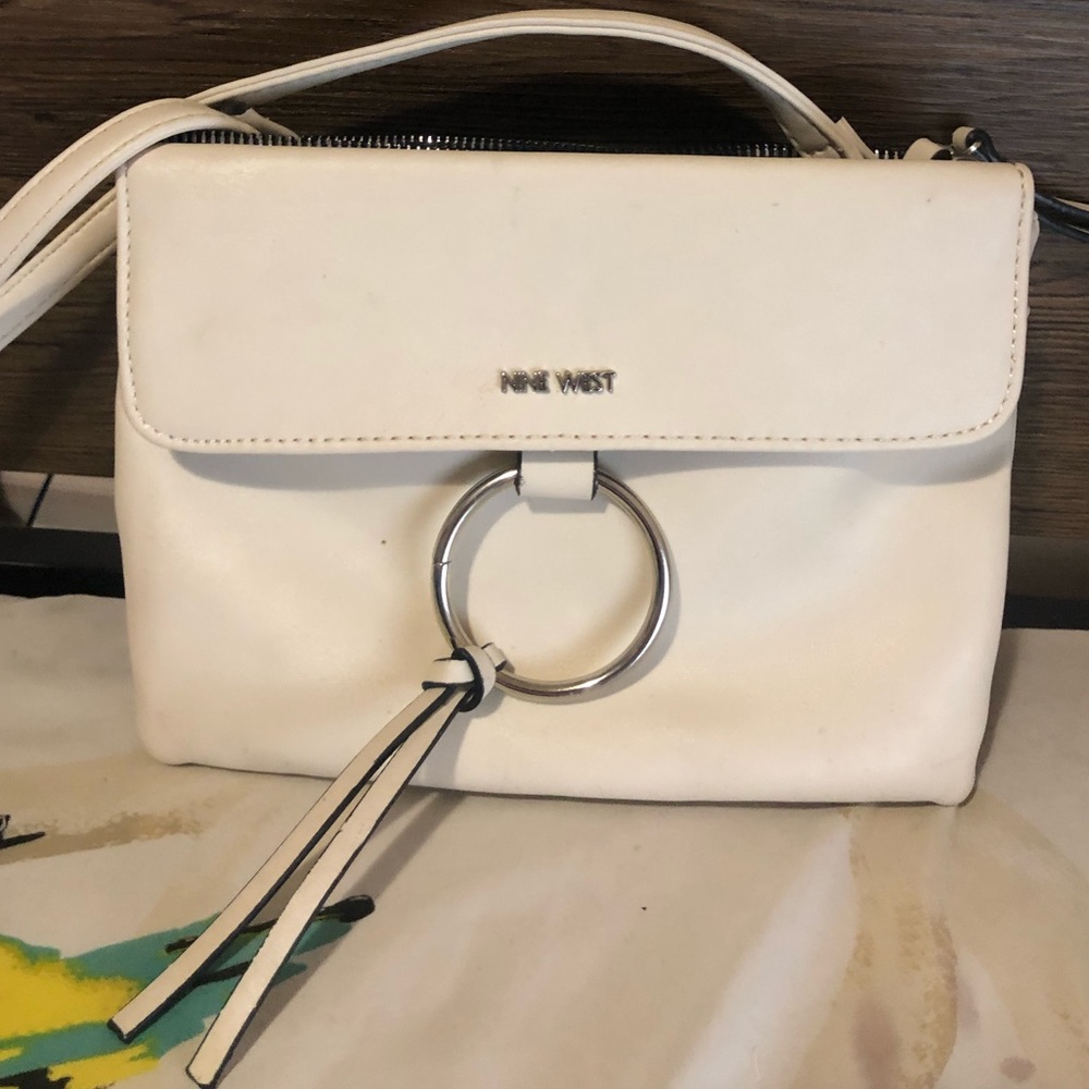 Hand bag